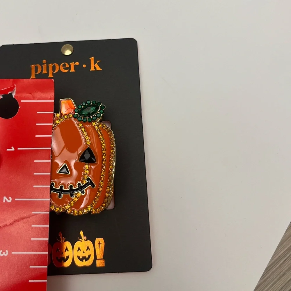 NWT ⚜️🎃⚜️ Piper K Adorable Jack o Lantern Pumpkin Hair Claw Clip